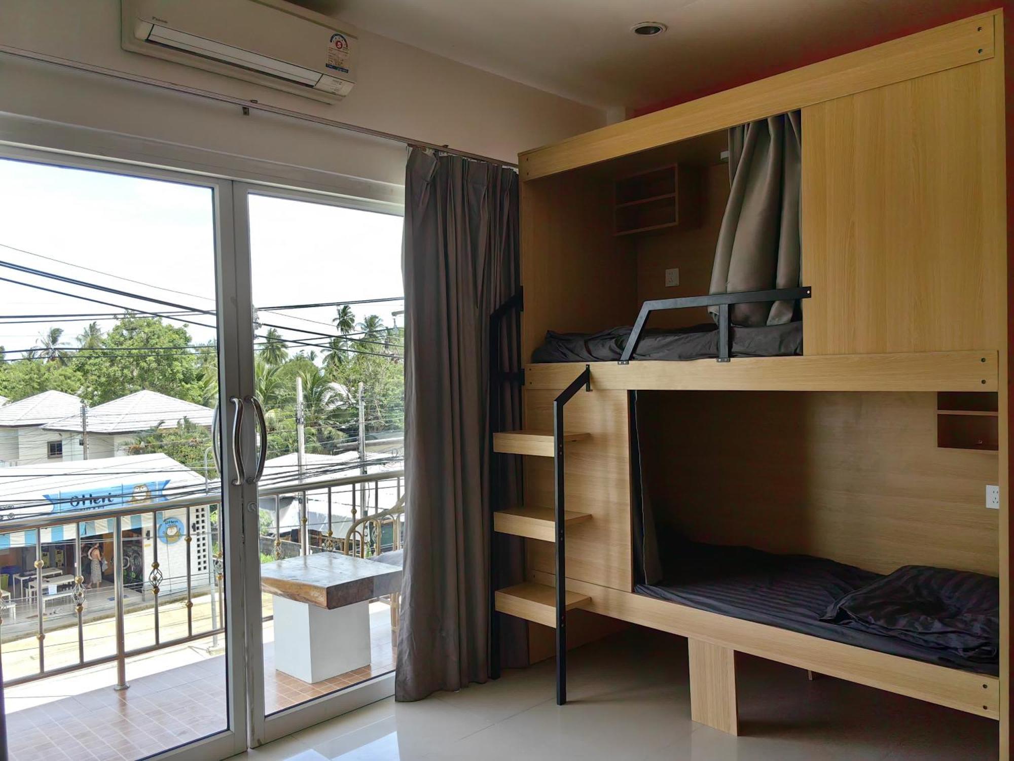 Arena Seaview Hotel Baan Tai Exterior photo